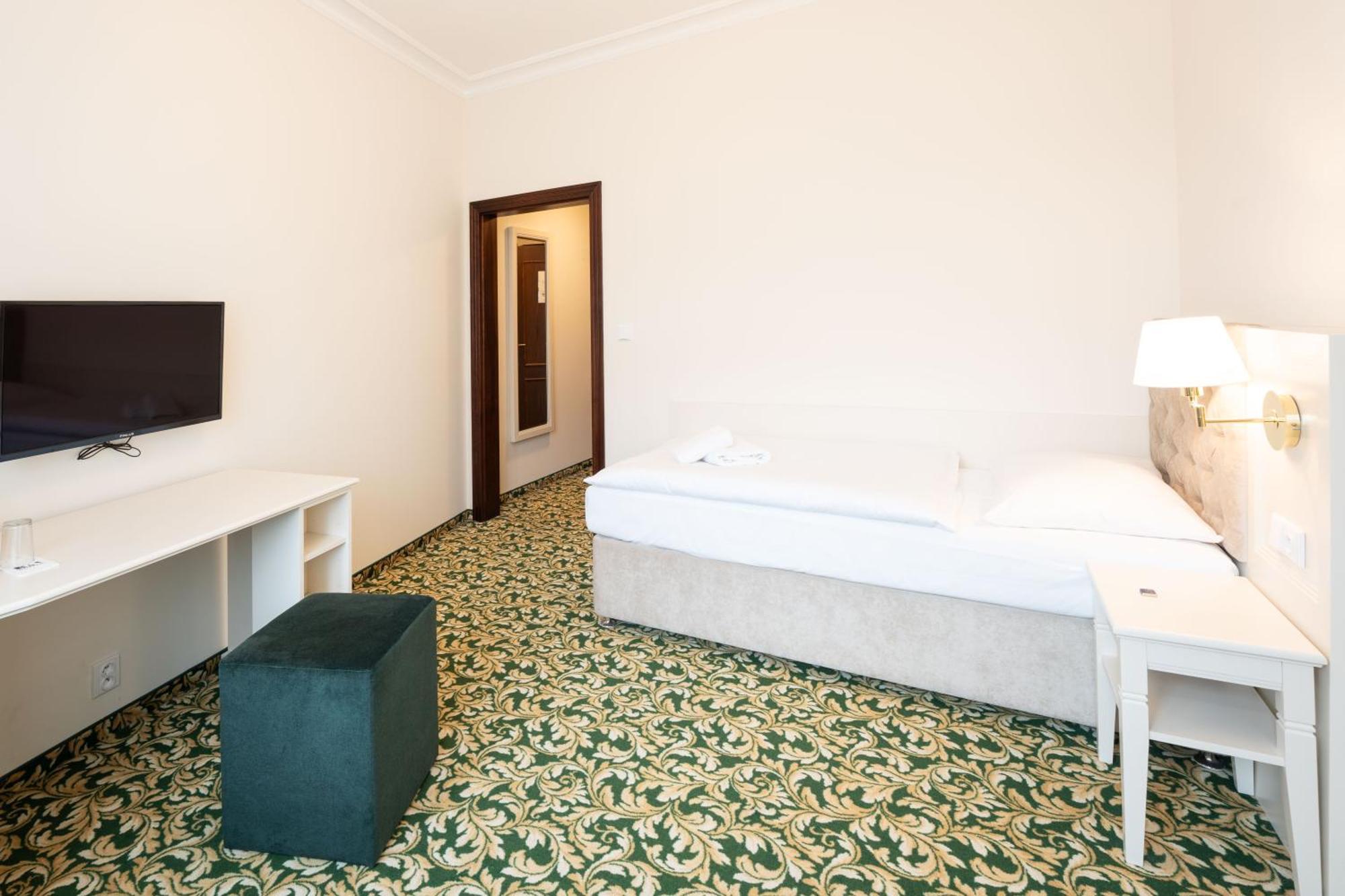 Ea Hotel Elefant Karlovy Vary Dış mekan fotoğraf
