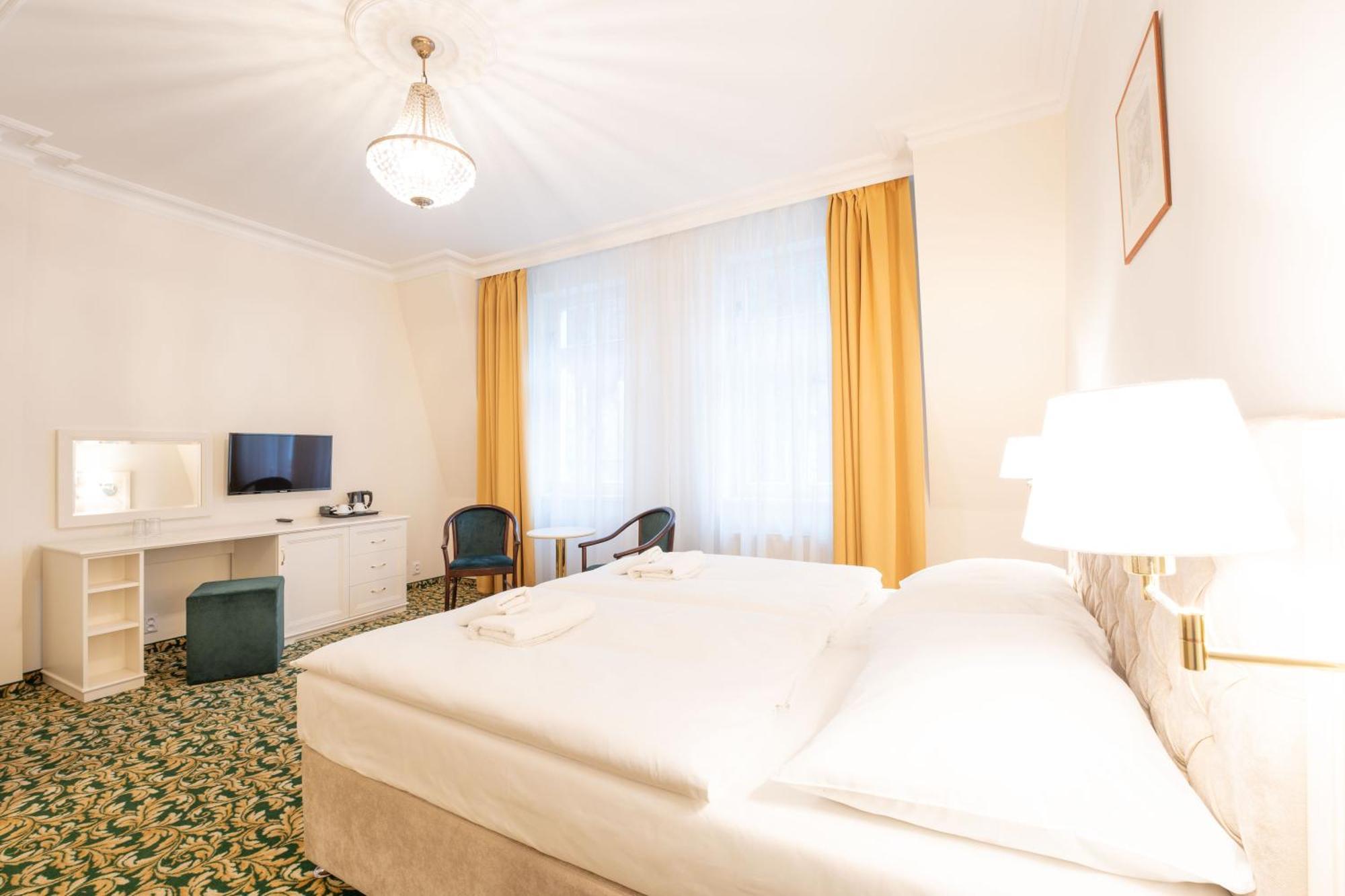 Ea Hotel Elefant Karlovy Vary Dış mekan fotoğraf