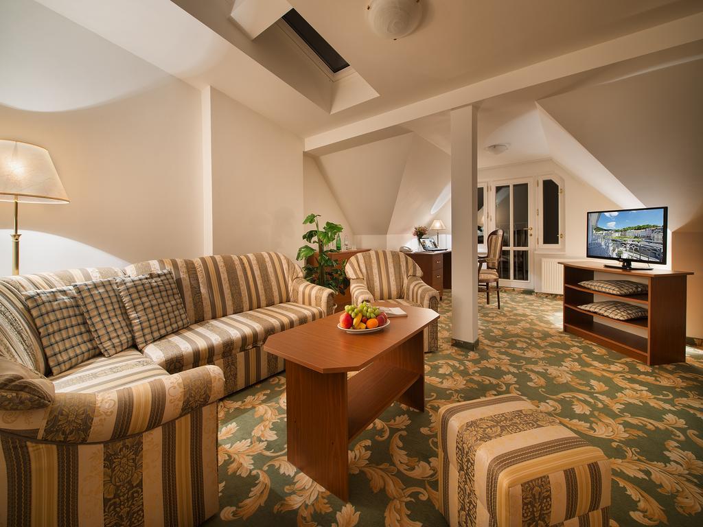 Ea Hotel Elefant Karlovy Vary Dış mekan fotoğraf