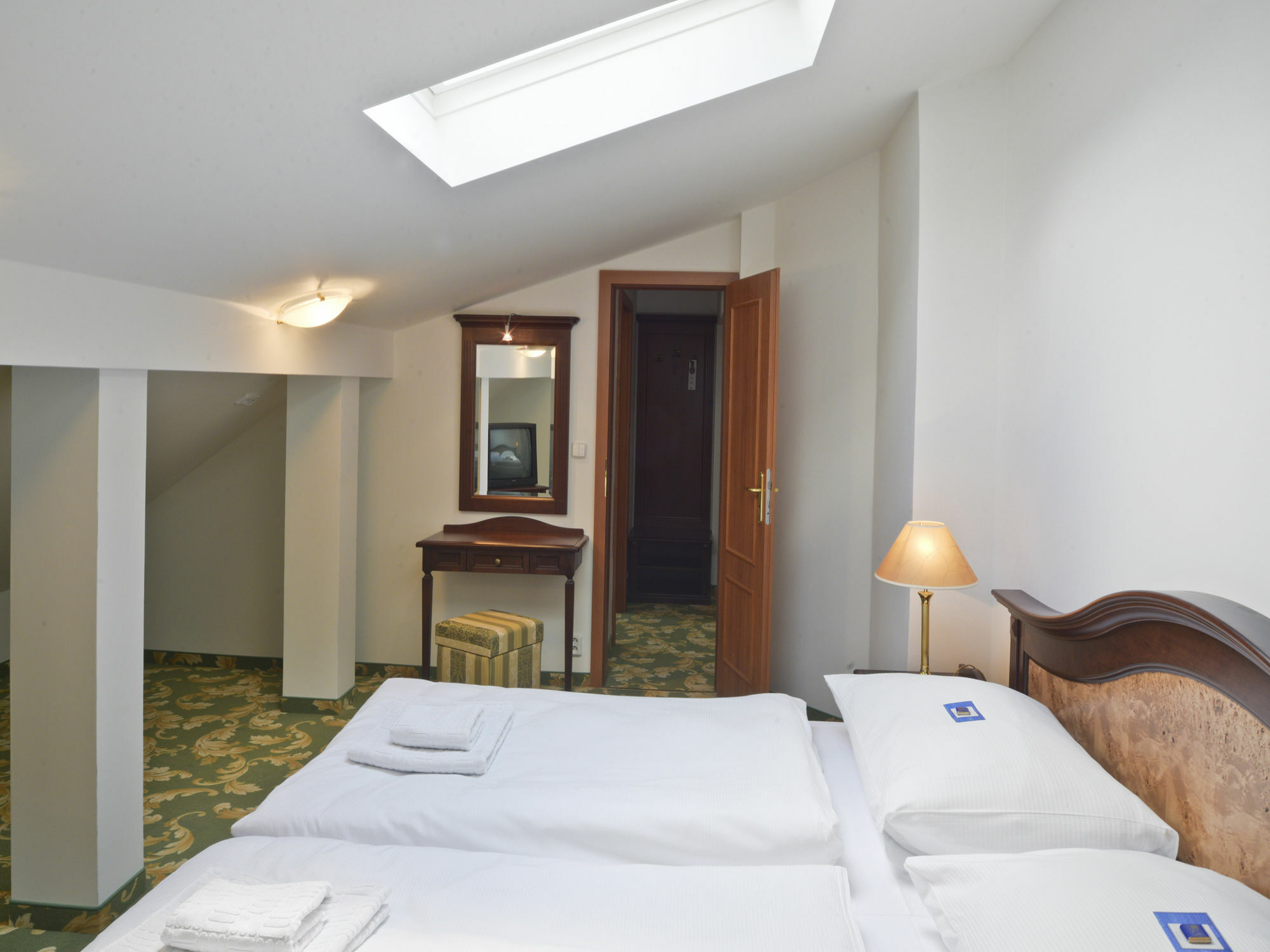 Ea Hotel Elefant Karlovy Vary Dış mekan fotoğraf